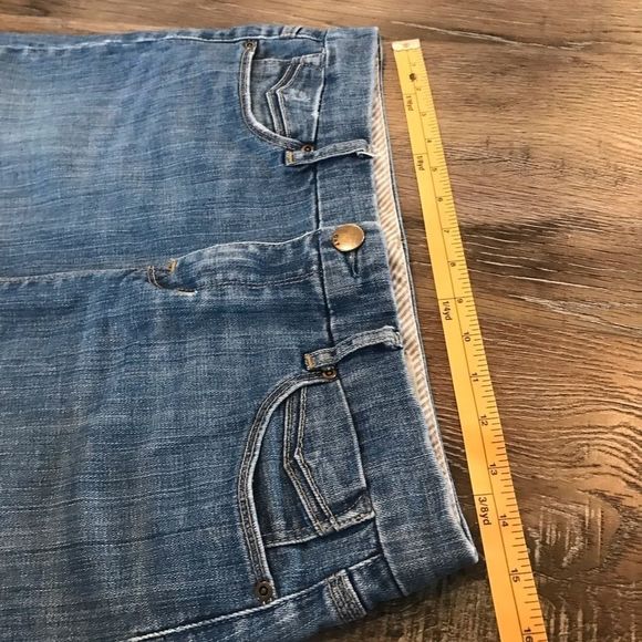 🍁50% Off Sale 🍁 Gap Jean Skirt - Picture 8 of 9